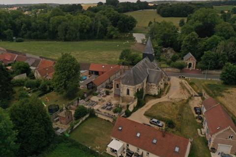Vue église de Ricquebourg par drone (Photogrammétrie Caroline THIBAULT architecte)