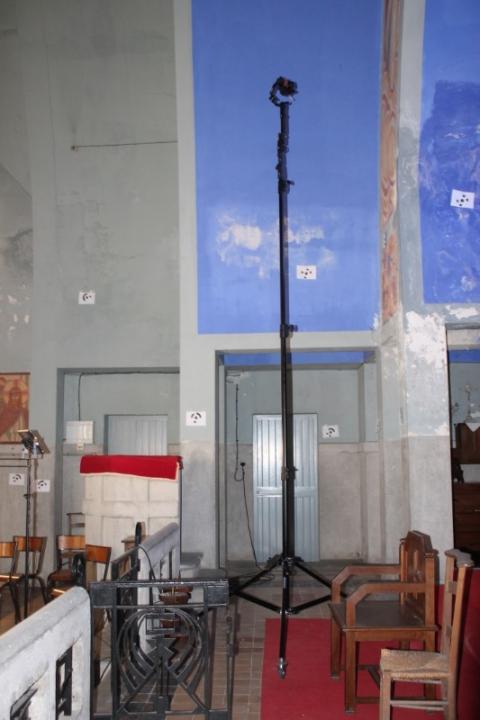 Relevé numérique intérieur photogrammétrie Drones de l'Eglise de Brancourt en Laonnois par le Cabinet C.T.A Caroline Thibault Architecte Utilisation d'un mât photogrammétrique 8,00 m de haut