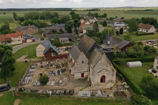 Numérisation extérieure de l’église Saint – Fiacre d’Esclainvillers (Somme) 